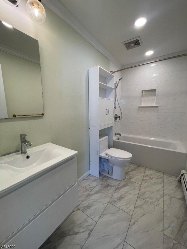 Photo - 404 S 5th St