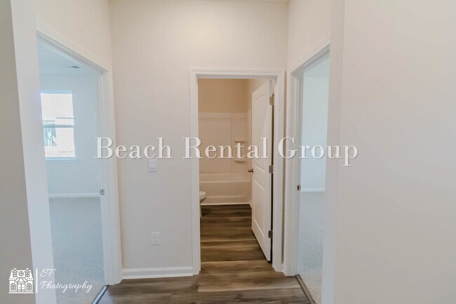 Photo - Modern Features, Classic Comfort!