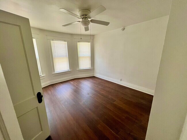 Photo - 828 S Park Ave