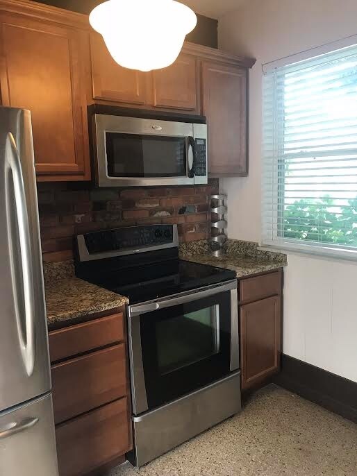 Photo - 912 N Grandview Ave