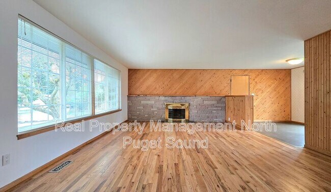 Photo - 8002 W Glen Dr