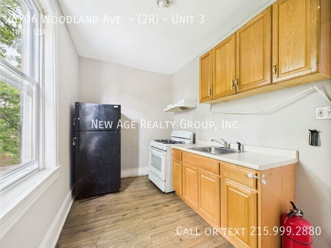 Photo - 6706 Woodland Ave Unit 3