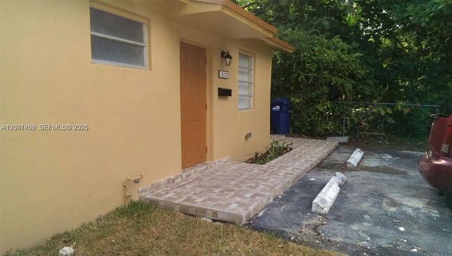 18223 Oleta Dr Unidad 18223