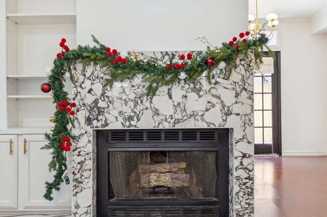 Photo - 4111 Herschel Ave