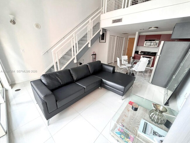 Building Photo - 244 Biscayne Blvd Unit 451