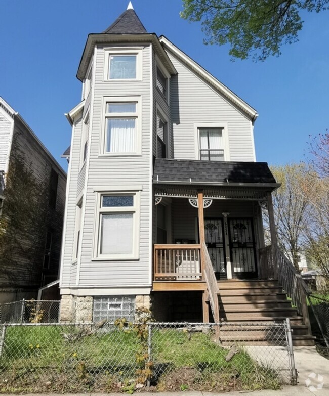 Building Photo - 6424 S Sangamon St Rental