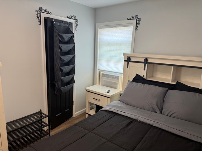 Photo - Modern Detached (ADU) Efficiency Apartment
