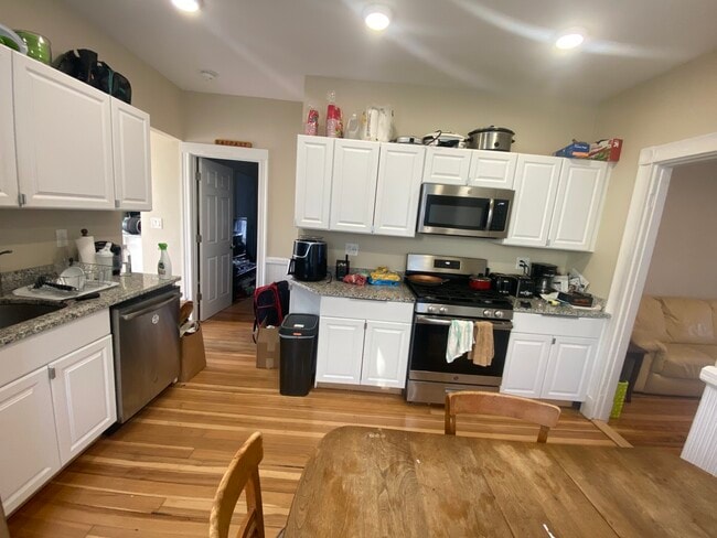 Photo - 346 Summer St Unit 1