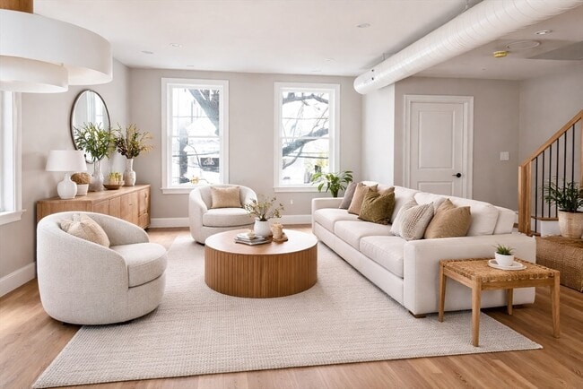 Building Photo - 97 Trenton St Unit 2