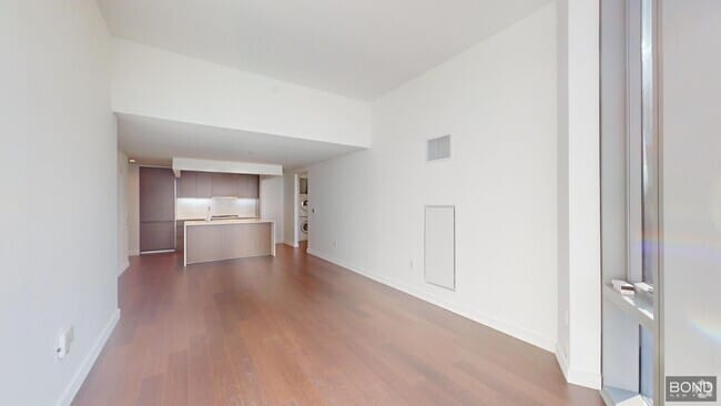 Building Photo - 635 W 59th St Unit 0805 Rental