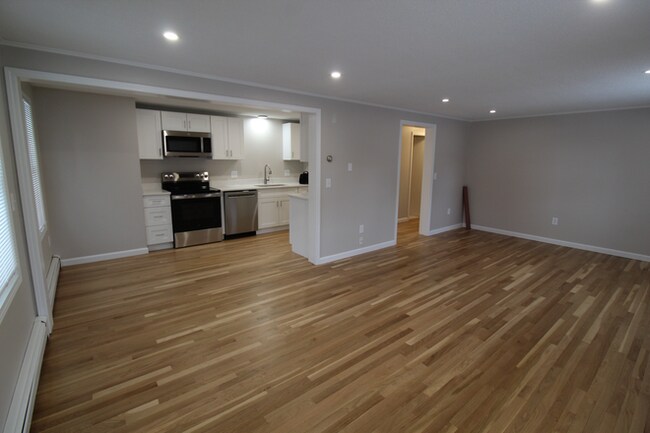 Photo - 63 Newton St Unit 3