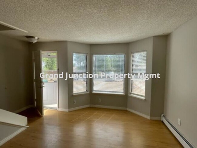 Photo - PRIME LOCATION near Tiara Rado Golf Course!