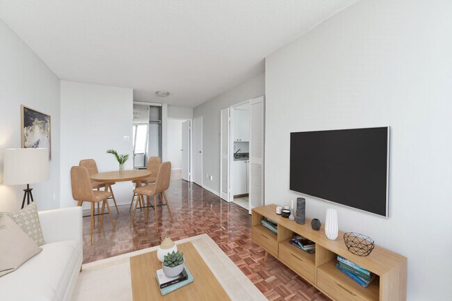 Photo - 250 St George St Unité 00302