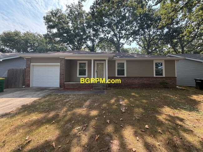 Building Photo - Remodeled 3 Bedroom Home
