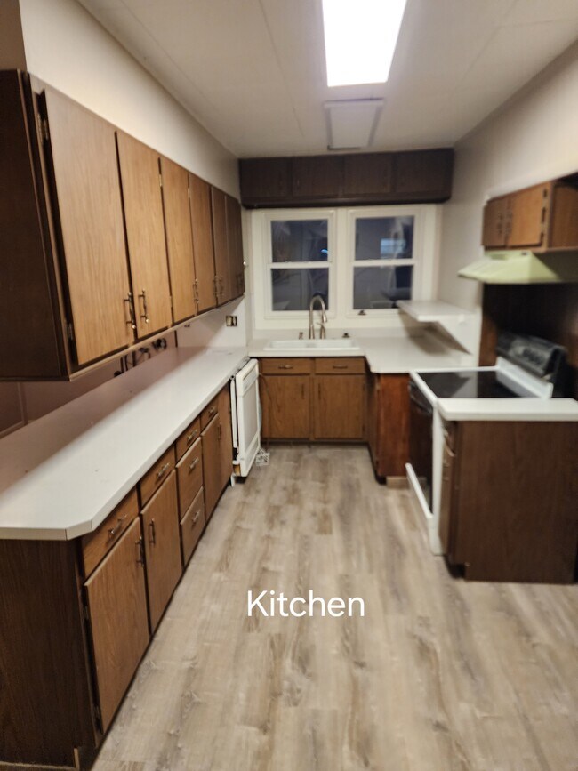 Photo - 134 E South St