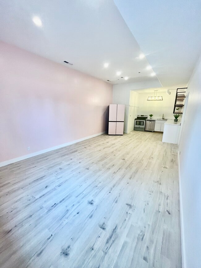 Photo - 11400 S Greenbrier Dr Unit Danielle LaFrance