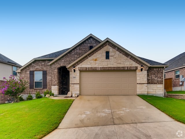 Building Photo - 13827 Quiet Fox Ln Rental