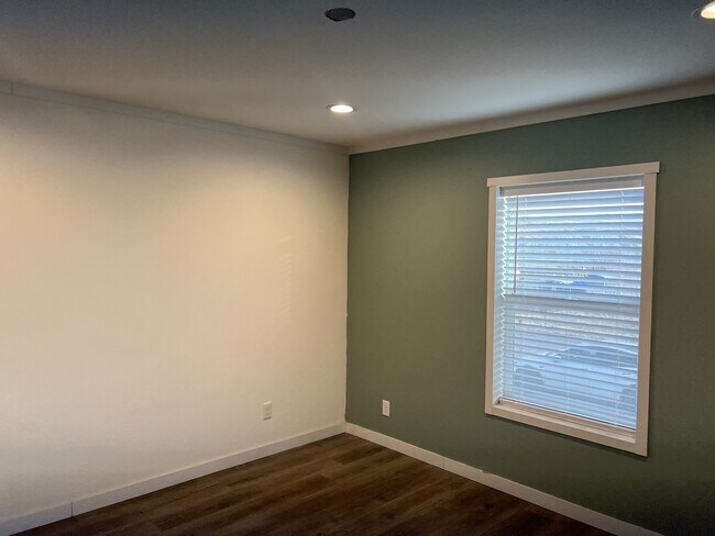 Photo - 1416 Huntley