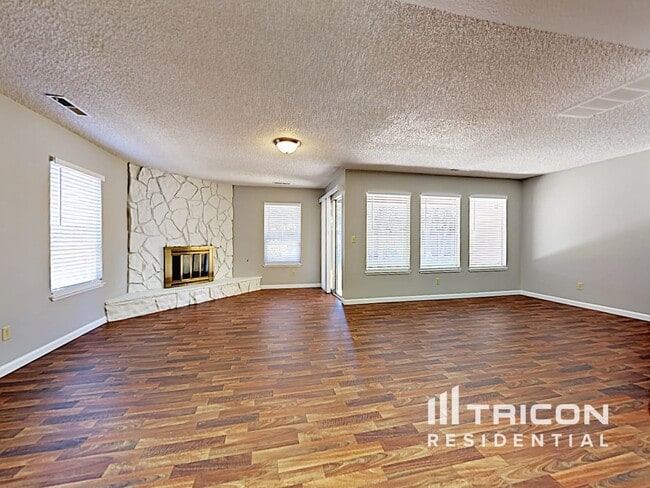 Photo - 2024 Bavil Dr