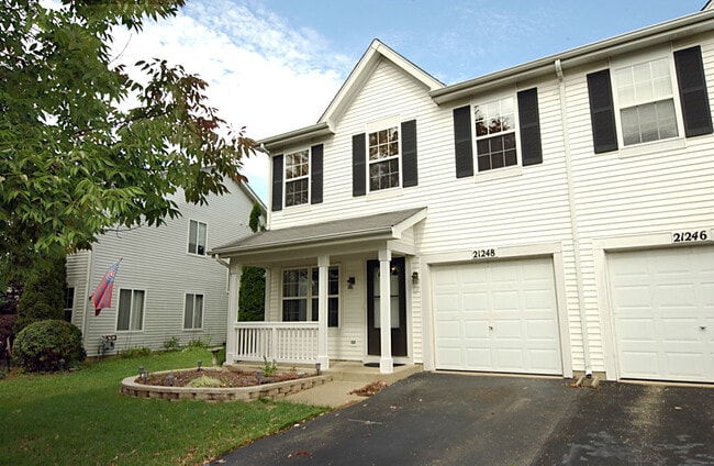 Building Photo - 21248 Edison Ln Rental