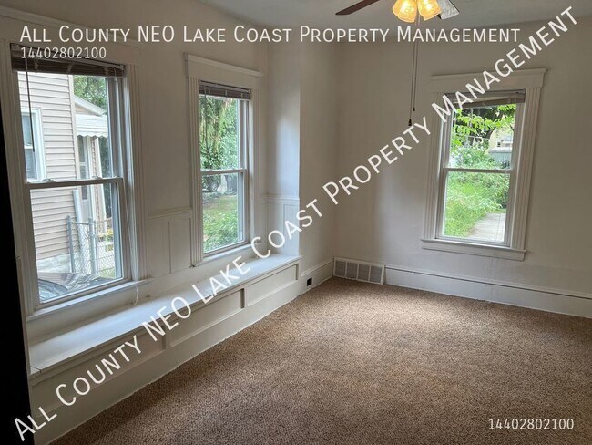 Photo - 1353 Cove Ave