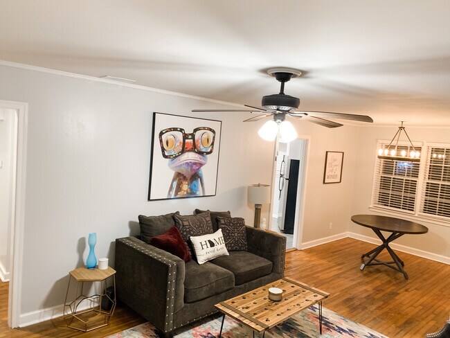 Photo - Fully Furnished 3 bedroom 2 bath