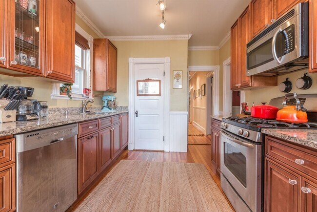 Photo - 7 Hatch St Unit 1