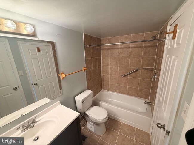 Photo - 6907 Storch Cir