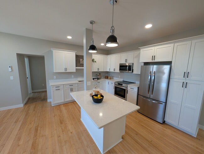 Cocina - 1 N Minnesota St