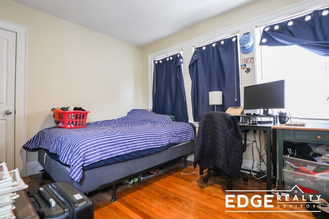 Photo - 45 Matchett St Unit 1