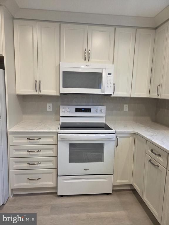 Photo - 17535 Longview Ln