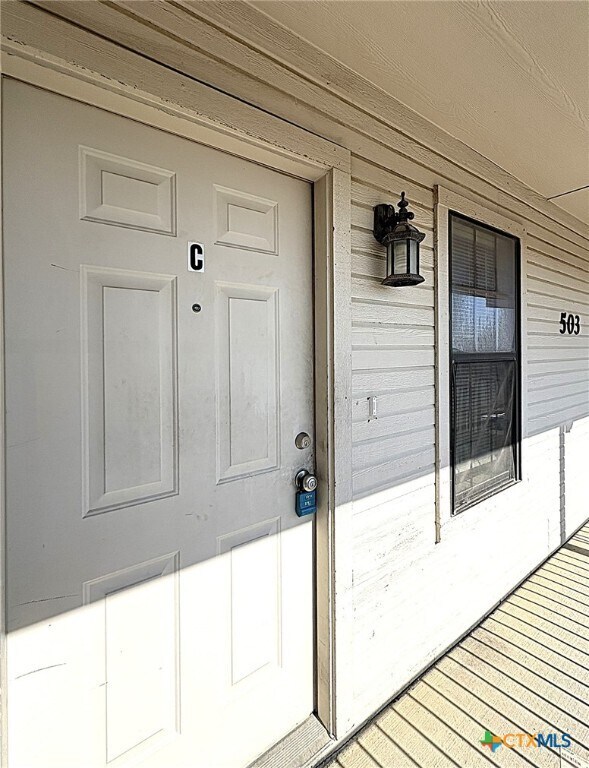 Photo - 503 Bermuda St Unidad C