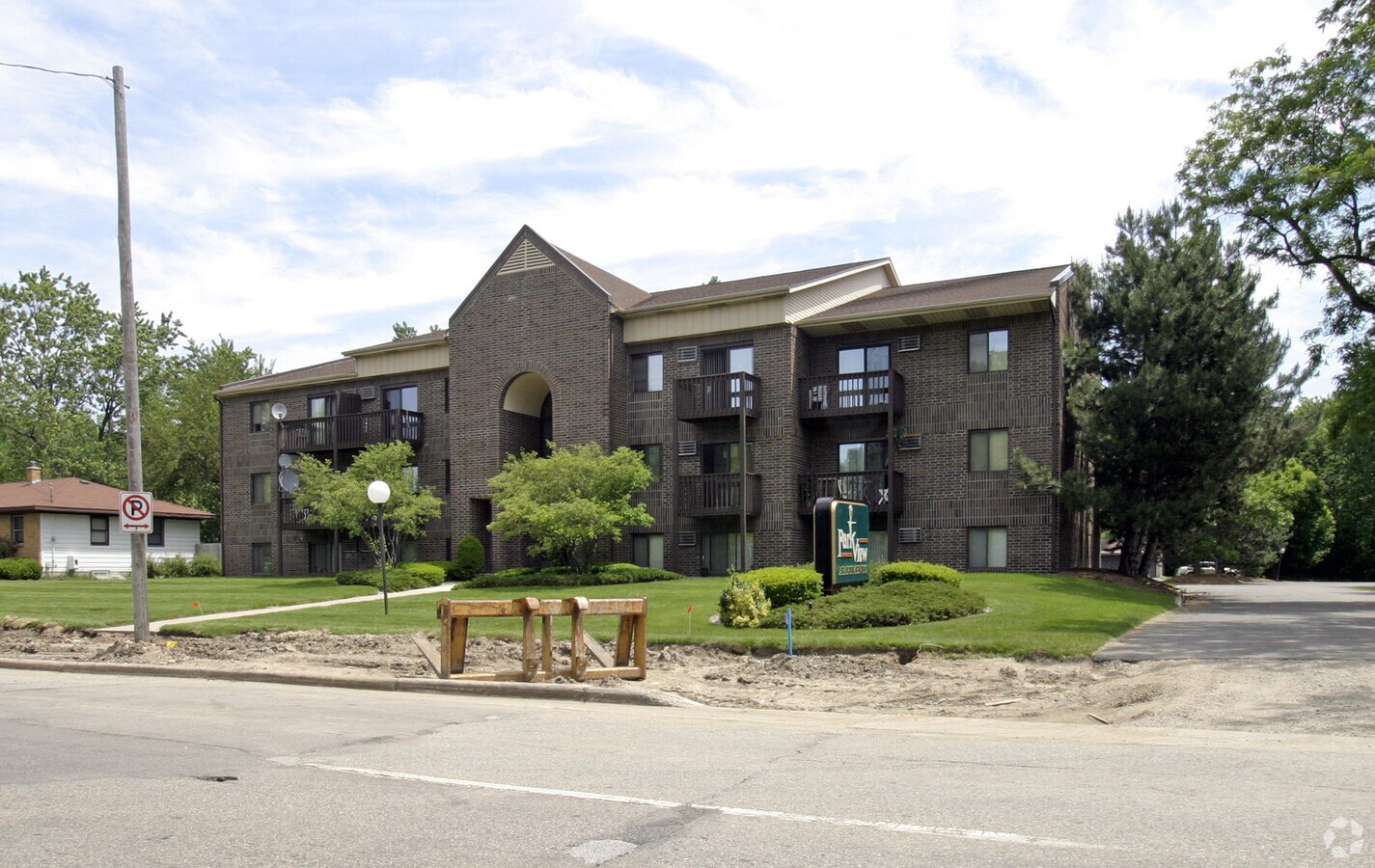 Photo - Park View Apartments