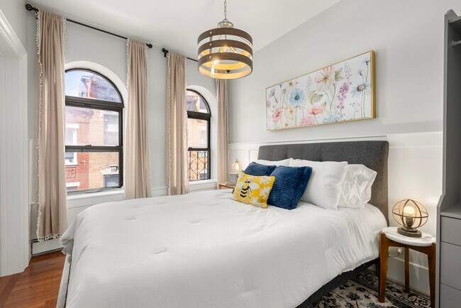 Photo - 115 Salem St Unit 2