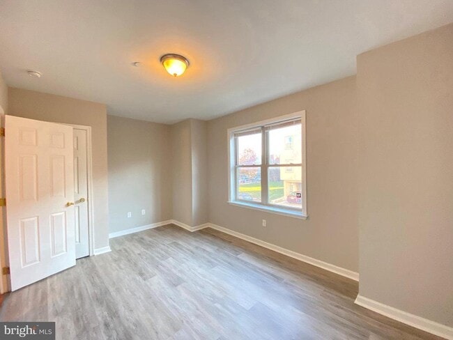 Photo - 1811 Cecil B. Moore Ave Unidad D INDIVIDUAL LEASING