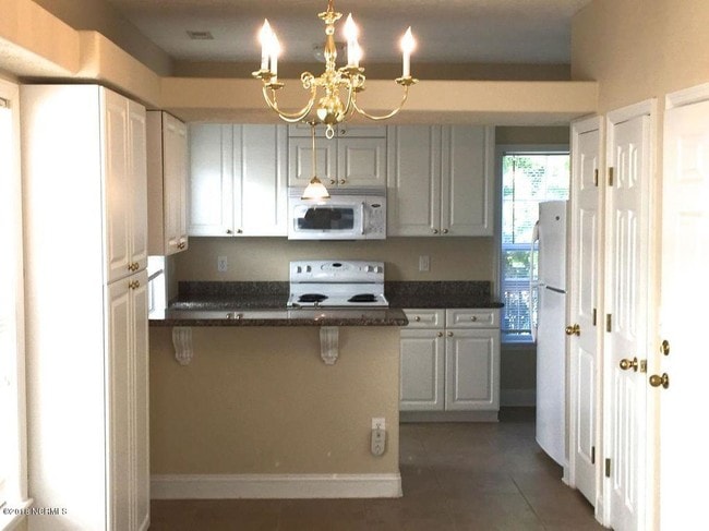 Photo - 206 Prowler Ln