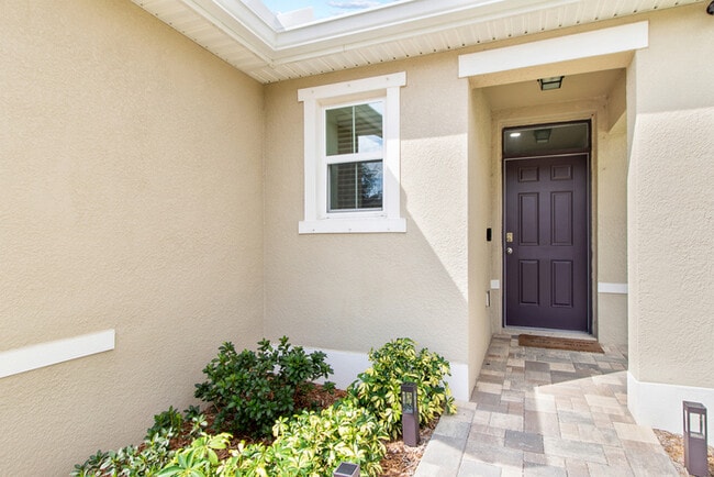 Photo - LIKE NEW Home For Rent in Southfork Lakes!