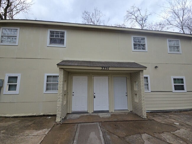 Photo - 3335 Tuam St Unit 3