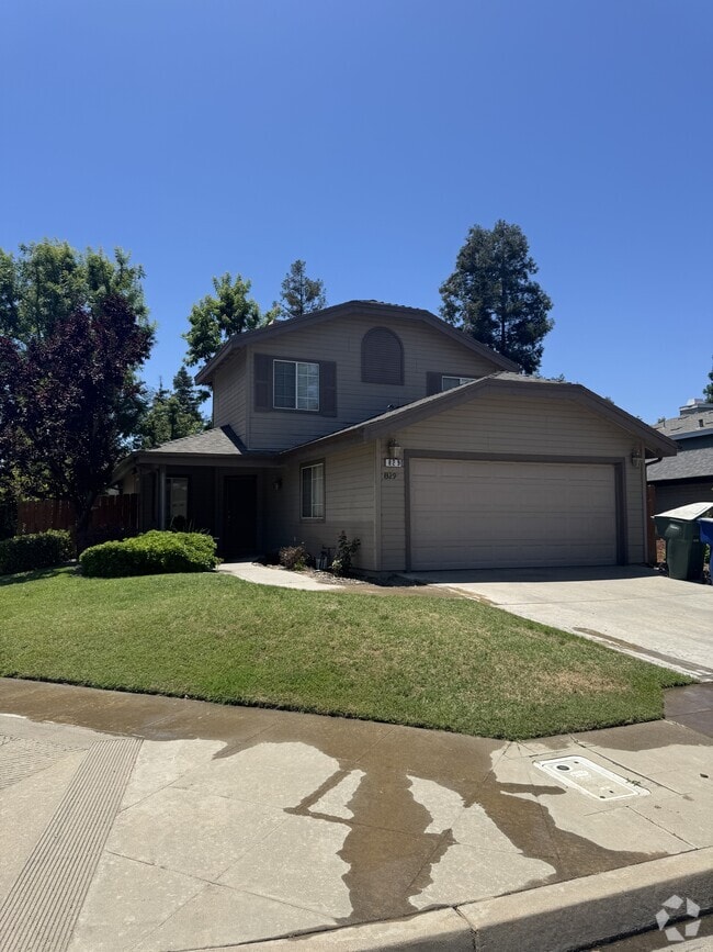Building Photo - 829 E Chickadee Ct Rental