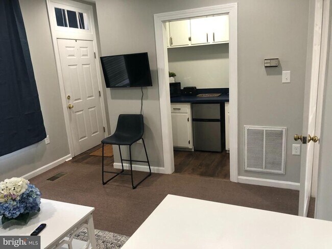 Photo - 304 S Braddock St