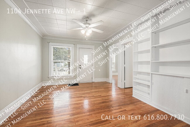 Photo - 1104 Jennette Ave NW