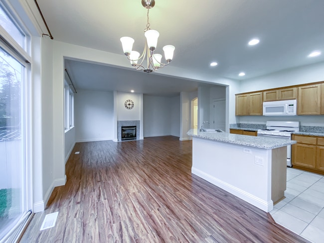 Photo - 4Bed, 2.5Bath Home Close to Lots of Parks in Brookwood!