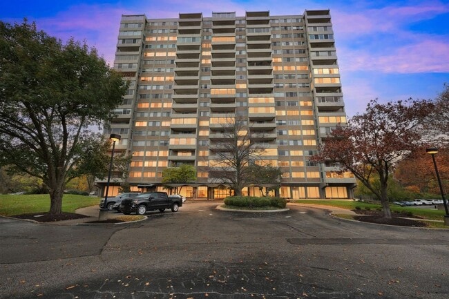 Photo - 2324 Madison Rd