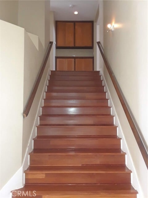 Photo - 828 Greenwich Ct