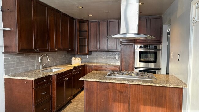 Photo - 3800 W 78th Pl