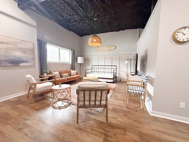 Photo - 209 S Church St Unit 209 S Church St -  A4