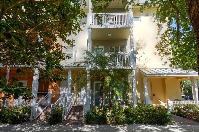 Photo - 420 SW 14th Ave Townhome