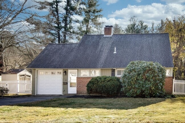 Building Photo - 58 Beaver Dam Rd Rental