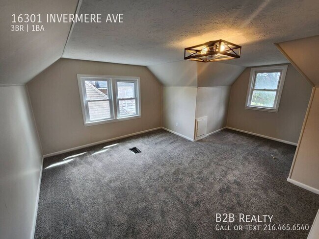 Photo - 16301 Invermere Ave