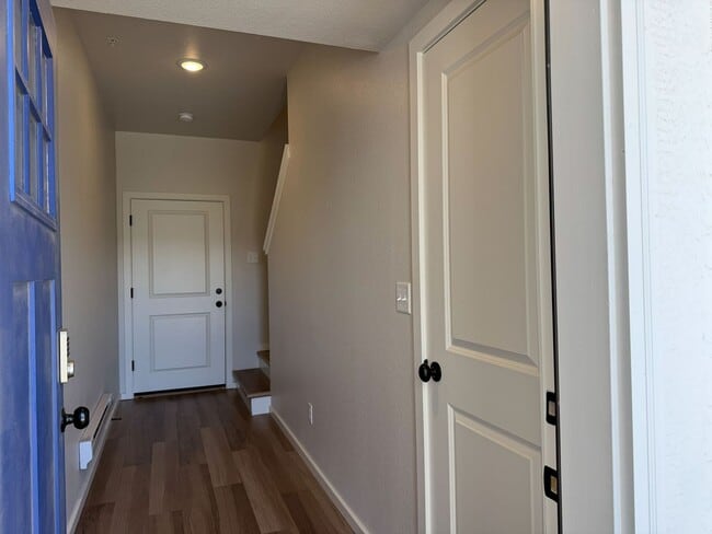Photo - Beautiful Home in Windsor with Internet Included!
